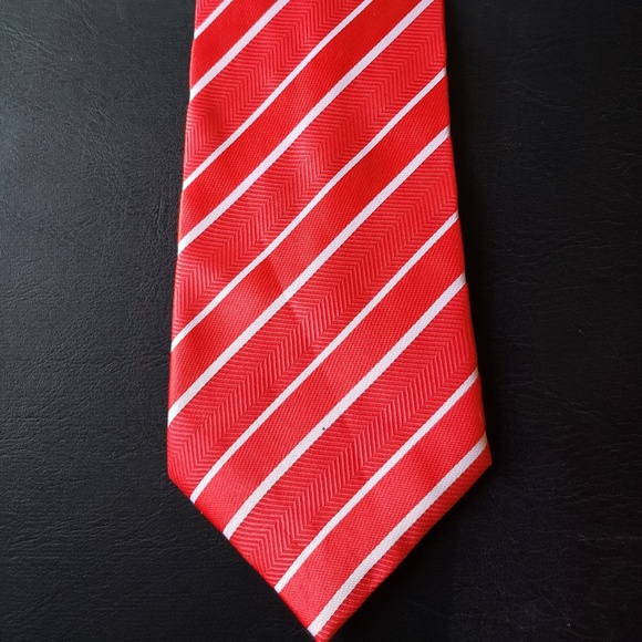 Giorgio Armani Other - Giorgio Armani 100% Italian silk men's tie